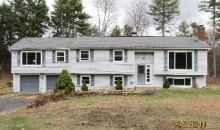 15 Ross Dr Londonderry, NH 03053