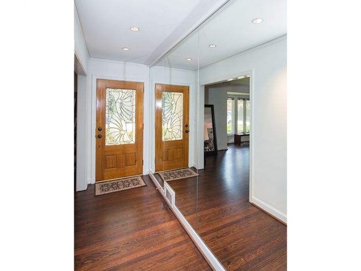 241 W Paces Ferry Road Nw, Atlanta, GA 30305