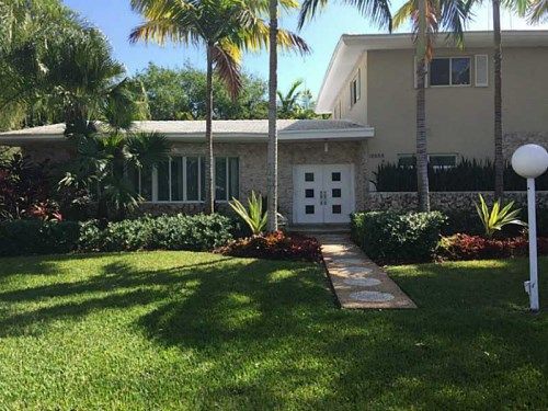 12555 SW 69 CT, Miami, FL 33156