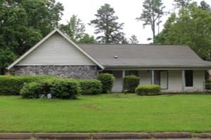 113 Bellair Dr, Hattiesburg, MS 39402