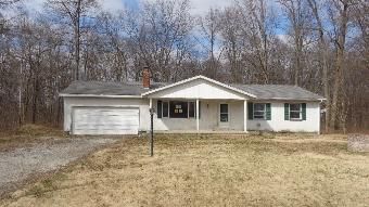 3339 Townhouse Rd, Salem, IL 62881