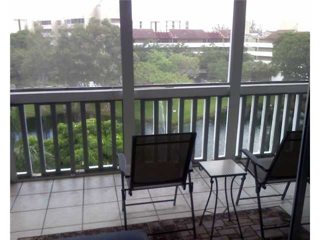 7001 ENVIRON BL # 503, Fort Lauderdale, FL 33319