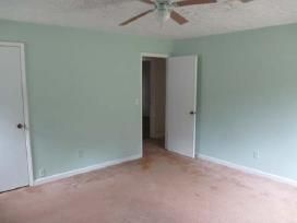 210 Apple Branch Dr, Woodstock, GA 30188