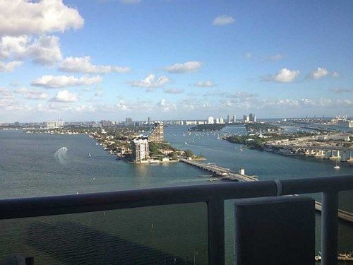 1717 BAYSHORE DR # 3332, Miami, FL 33132