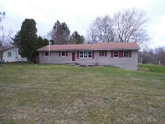 7595 Spencer Lake Rd, Medina, OH 44256