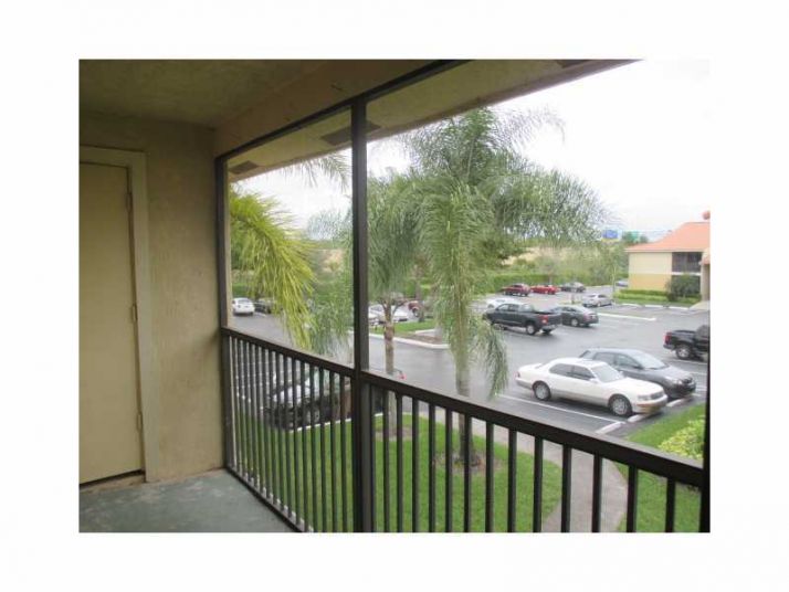 1247 SW 46 AV # 1306, Pompano Beach, FL 33068