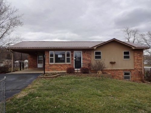 403 Cottonwood Lane, Piney Flats, TN 37686