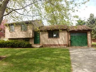 923 Fortunegate Dr, Westerville, OH 43081