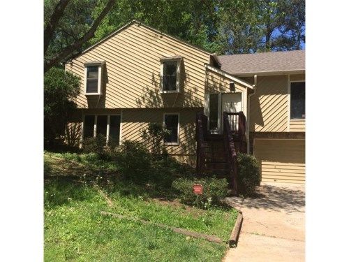 4448 Cedar Glen, Stone Mountain, GA 30083