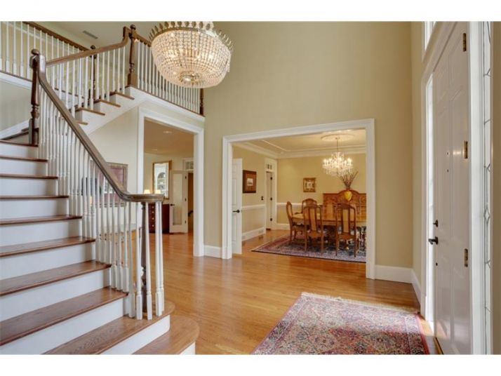 2 Powers Chase Circle, Atlanta, GA 30327