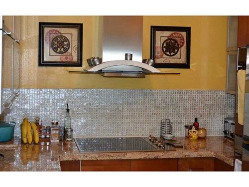 2424 CENTERGATE DR # 204, Hollywood, FL 33025