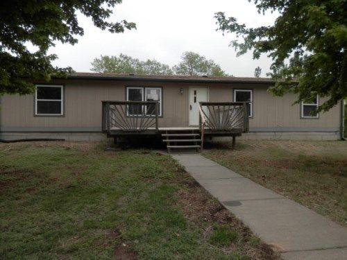 4720 W Pleasant Hill Rd, Salina, KS 67401