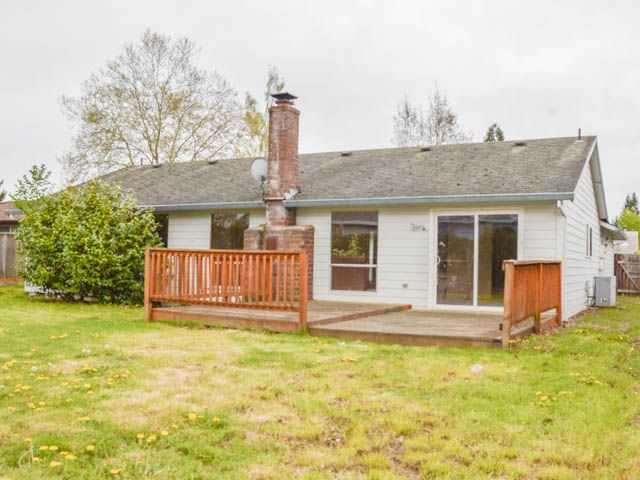 797 NE Kathryn St, Hillsboro, OR 97124