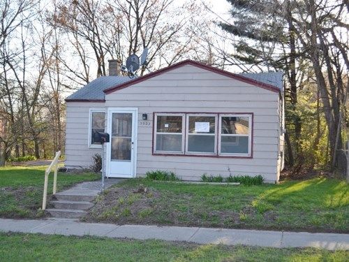 3523 Herman Ave SW, Wyoming, MI 49509