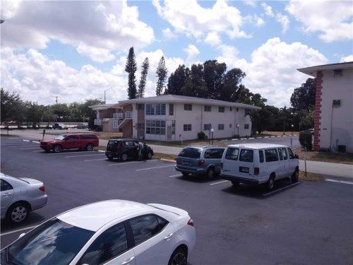 4750 NW 10TH CT # 302, Fort Lauderdale, FL 33313