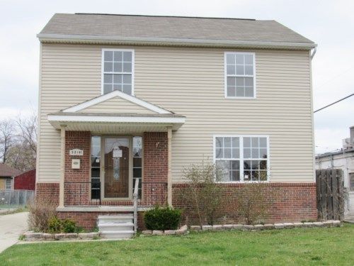 22191 Ridgedale St, Oak Park, MI 48237