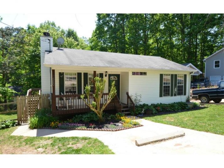 3520 Auburn Drive, Cumming, GA 30041