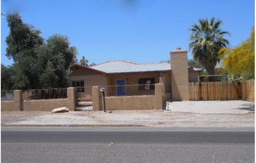 109 N Columbus Blvd, Tucson, AZ 85711