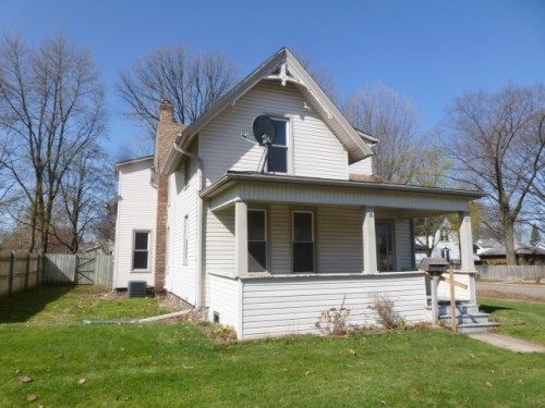 130 Dickinson St, Mount Clemens, MI 48043