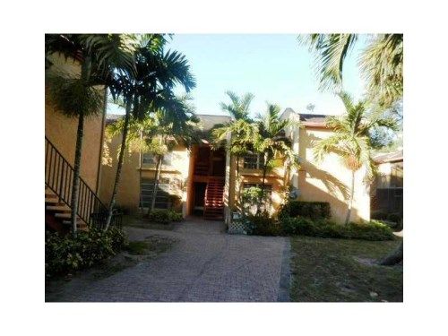 4453 TREEHOUSE LN # 15-H, Fort Lauderdale, FL 33319