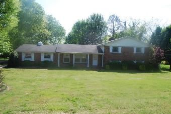 203 Northwind Dr, Goodlettsville, TN 37072