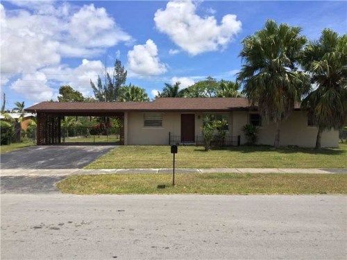 1681 NW 10 AV, Homestead, FL 33030