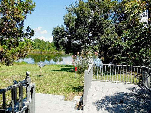 100 AZALEA LN, Georgetown, FL 32139