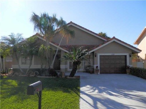 530 NW 207 AV, Hollywood, FL 33029