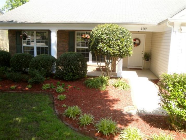 107 Park Forest Drive Nw, Kennesaw, GA 30144