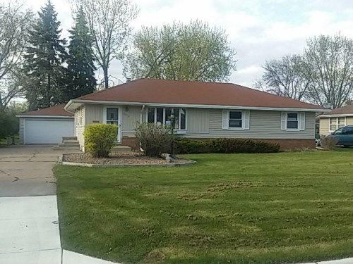 3912 Janet Ln, Minneapolis, MN 55429