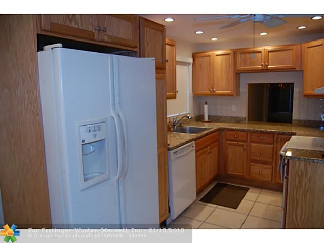 6020 NW 64th Ave # 201-4, Fort Lauderdale, FL 33319