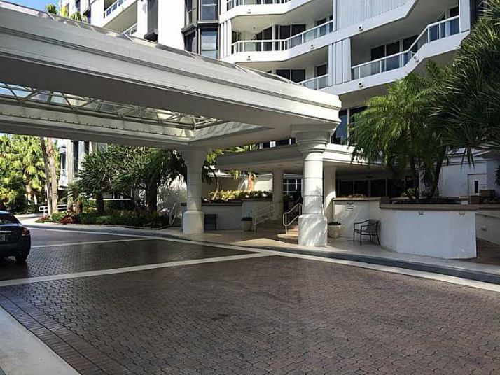 21205 YACHT CLUB DR # 2104, Miami, FL 33180