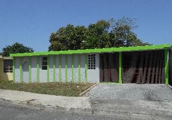 Alturas De Flamboyan E3 9 St, Bayamon, PR 00959