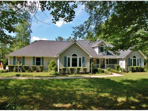 484 Woods Bridge Road, Commerce, GA 30529