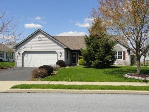 43 Rosemont Dr, Myerstown, PA 17067