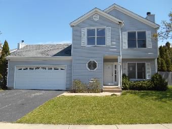 1220 Perssons Pkwy, Belvidere, IL 61008