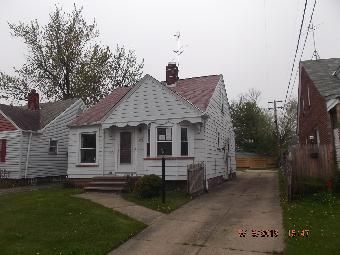 4006 W 140th St, Cleveland, OH 44135