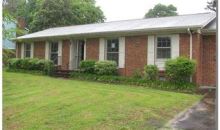 704 Oakwood Dr Jacksonville, NC 28546