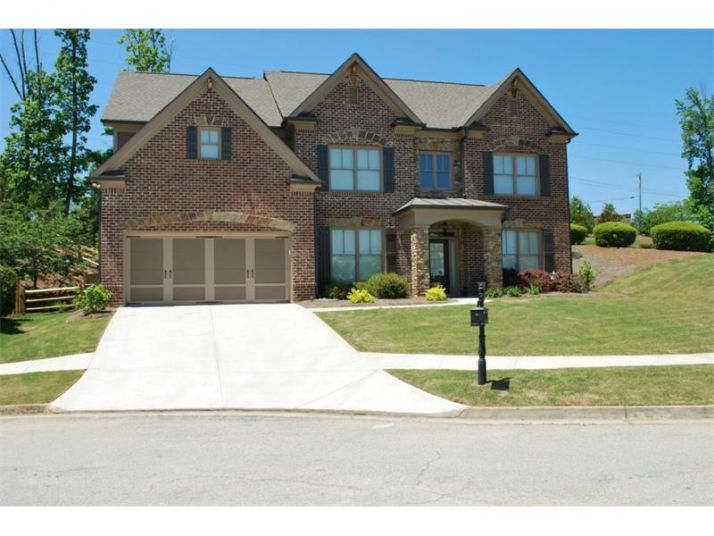 1111 Blue Water Court, Buford, GA 30518