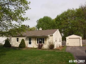 49 Pontiac St, Webster, NY 14580