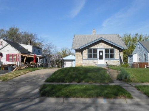 2024 N 64th St, Omaha, NE 68104