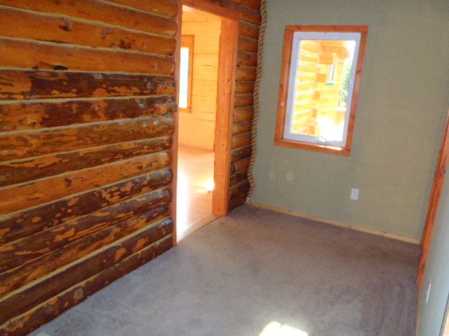 212 Skye Lee Way, Fairbanks, AK 99712