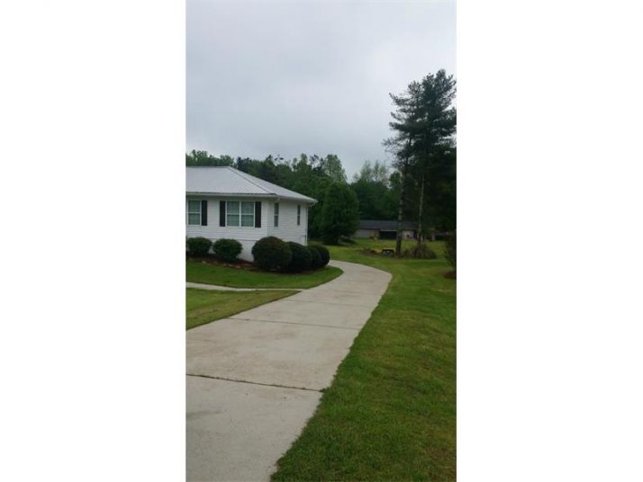 2915 Spot Road, Cumming, GA 30040