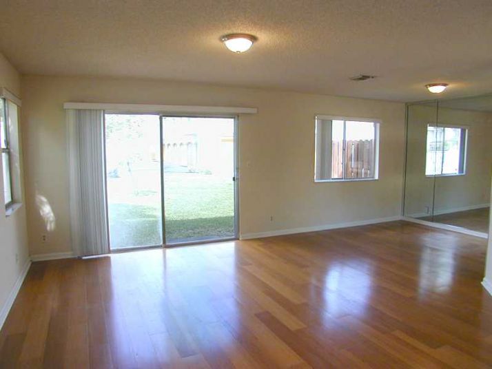 5847 WOODLANDS BL # 5847, Fort Lauderdale, FL 33319