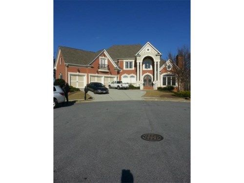 4924 Brendlynn Drive, Suwanee, GA 30024