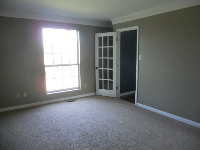 7814 Statley Oaks Ln, Knoxville, TN 37938