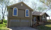 8910 Lexington Ave De Soto, KS 66018