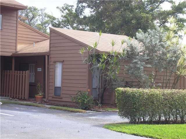 6194 PINE TREE LN # D, Fort Lauderdale, FL 33319