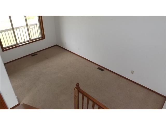 701 Almond Ave, Harrisburg, SD 57032