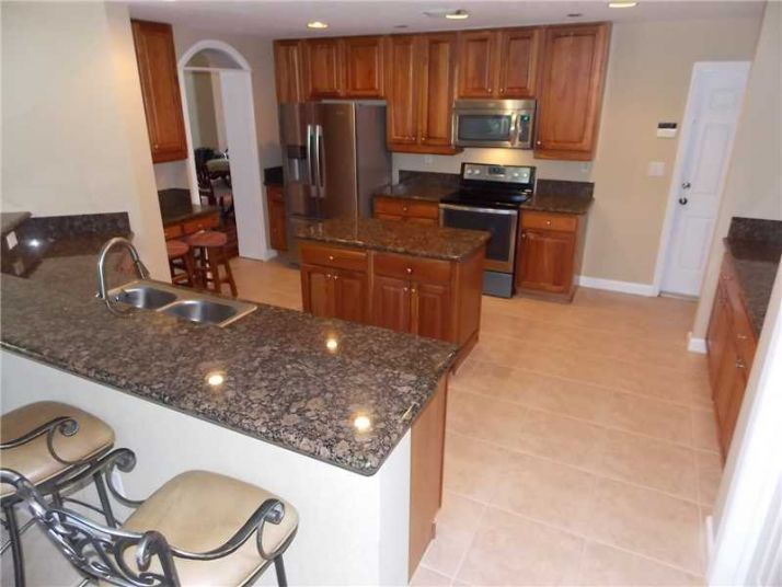 2225 SW 185 AV, Hollywood, FL 33029